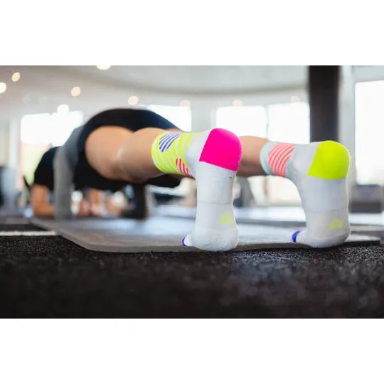 INCYLENCE Running Globes Socks - Mint Canary