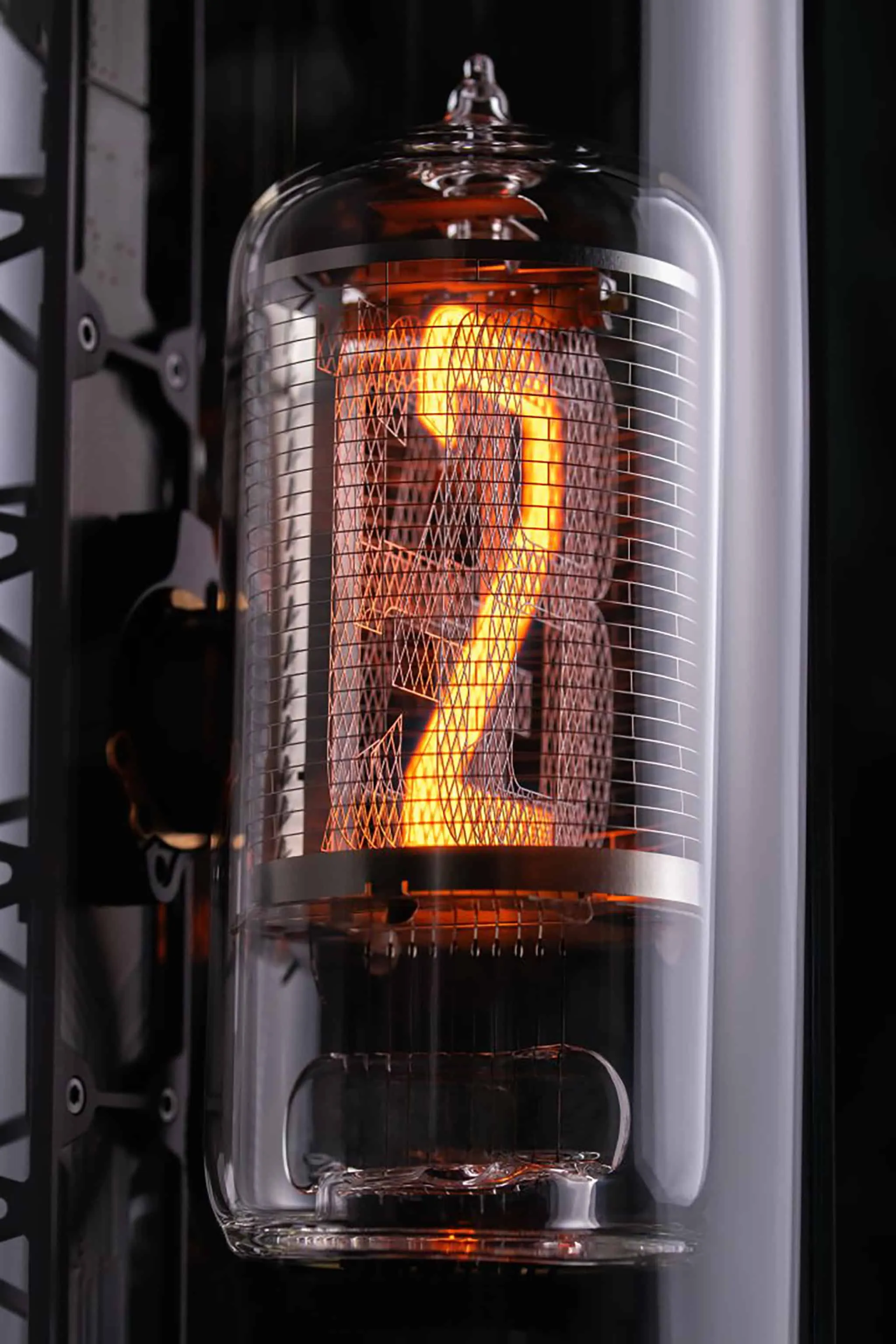 Urwerk SpaceTime Blade Black Clock